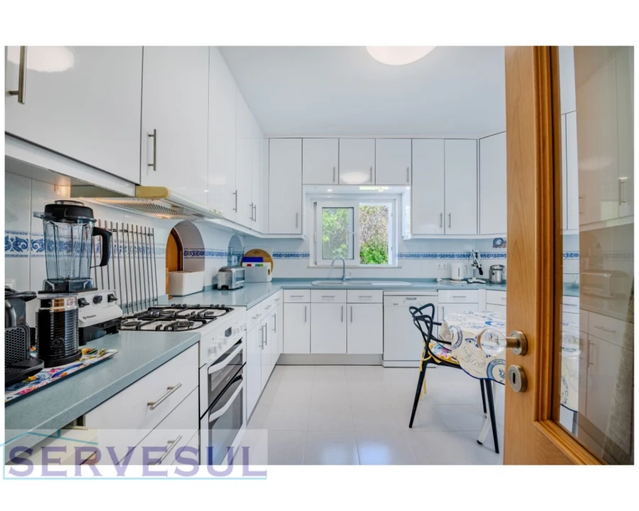 Moradia T5 para Venda em Porches Foto 18