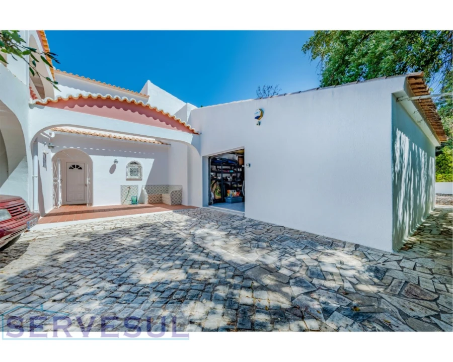 Moradia T5 para Venda em Porches Foto 42