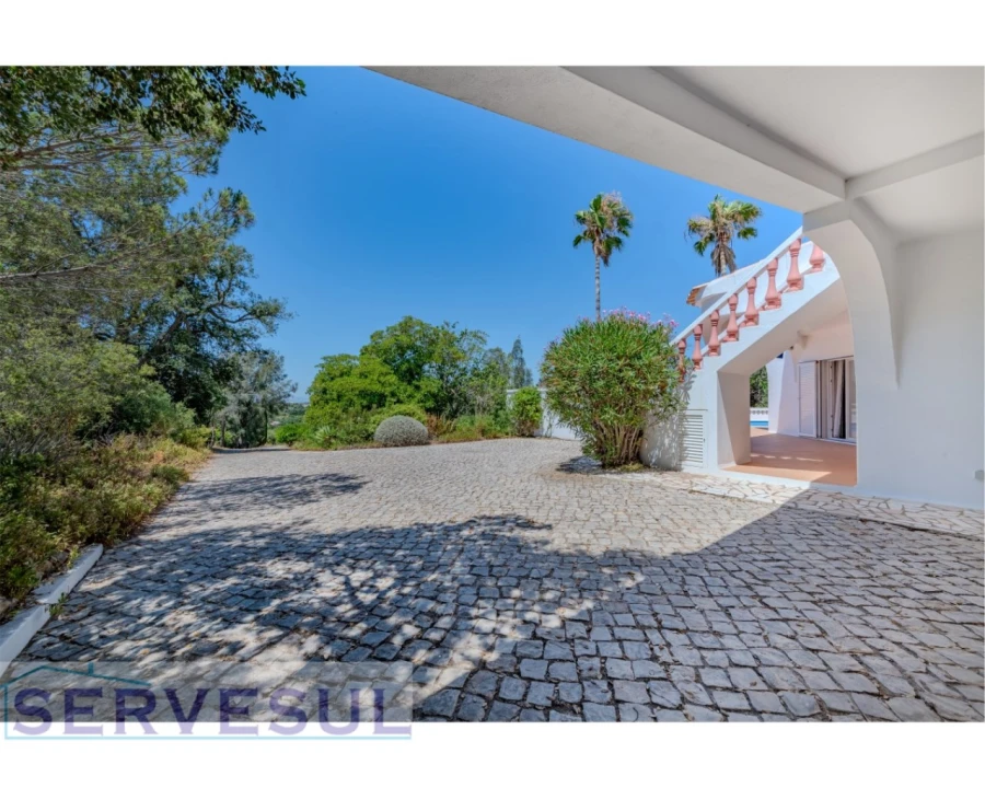 Moradia T5 para Venda em Porches Foto 72