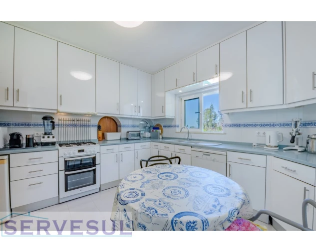 Moradia T5 para Venda em Porches Foto 18