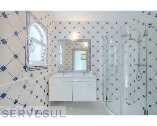 Moradia T5 para Venda em Porches Foto 24