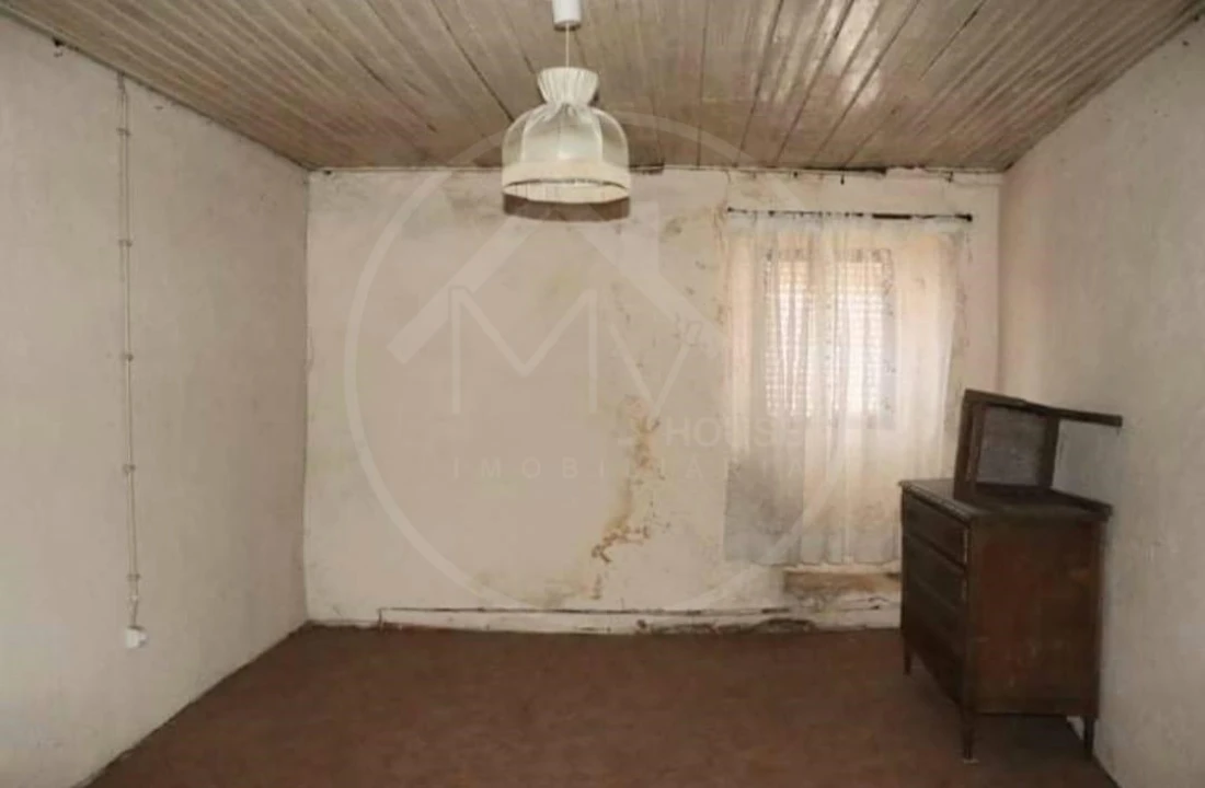 Moradia T2 para Venda em Vreia de Jales Foto 6