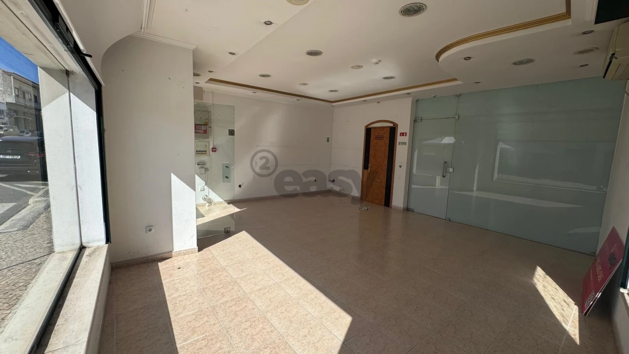 Loja para Venda em Aljustrel e Rio de Moinhos Foto 3