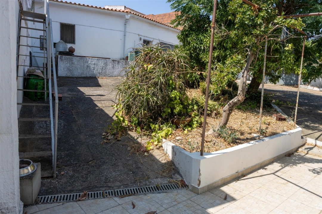 Moradia T3 para Venda em Brinches Foto 36