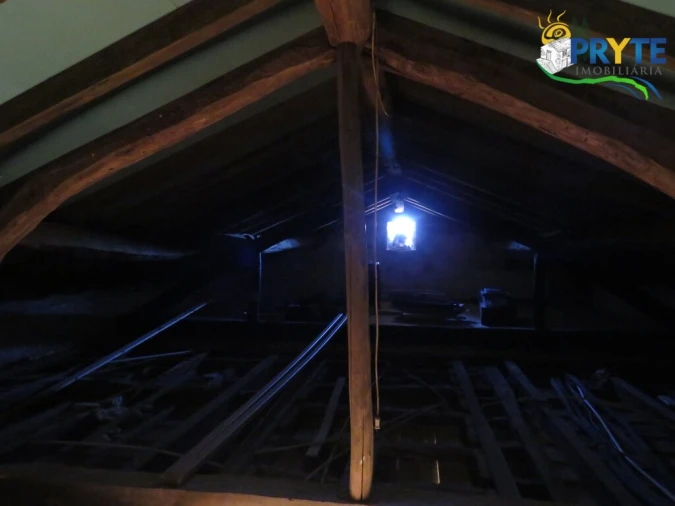 Moradia T2 para Venda em Castanheira de Pêra e Coentral Foto 27