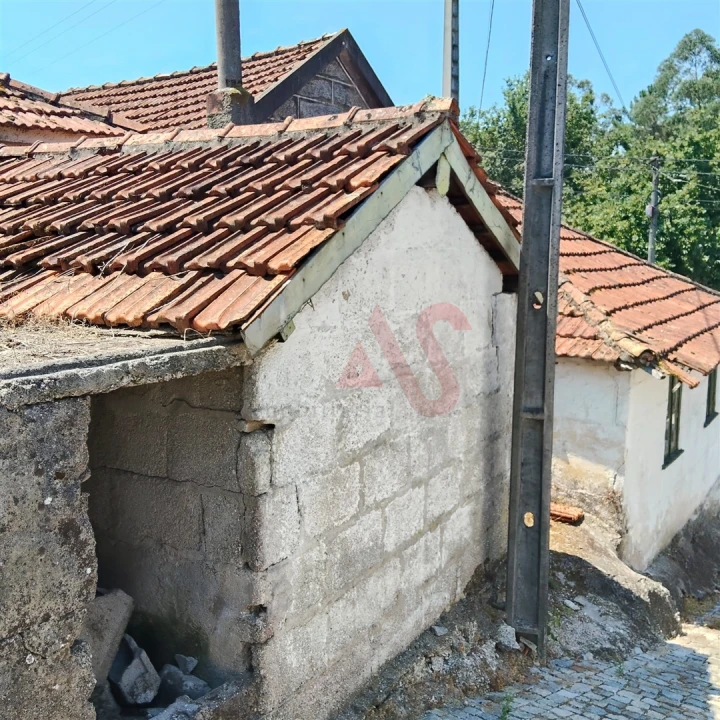 Moradia T2 para Venda em Regadas Foto 13