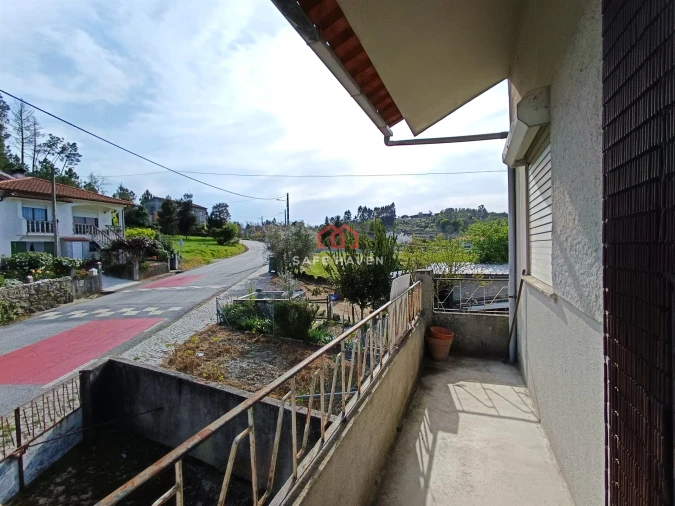 Moradia T2 para Venda em Real Foto 11