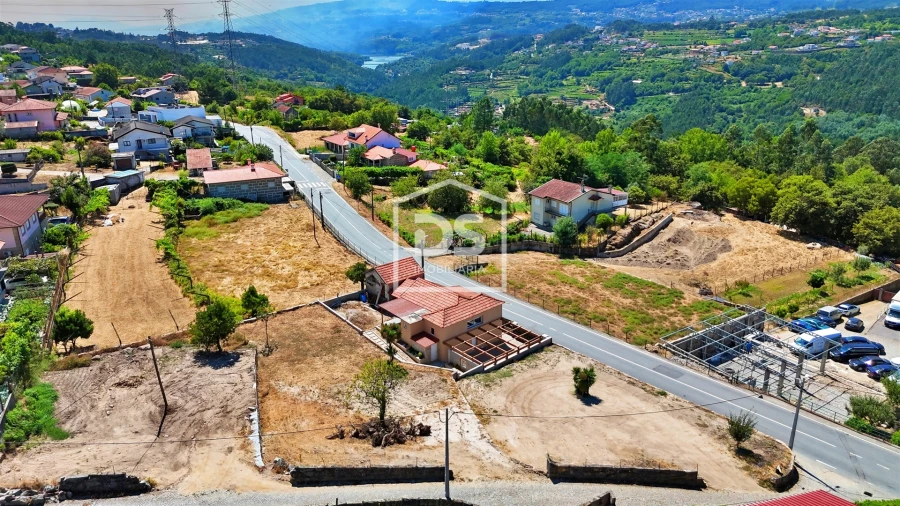 Terreno para Venda em Avessadas e Rosém Foto 14