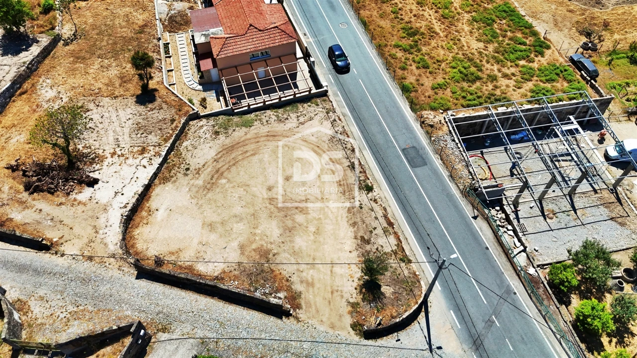 Terreno para Venda em Avessadas e Rosém Foto 1