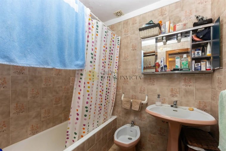 Prédio para Venda em Cedofeita, Santo Ildefonso, Sé, Miragaia, São Nicolau e Vitória Foto 32