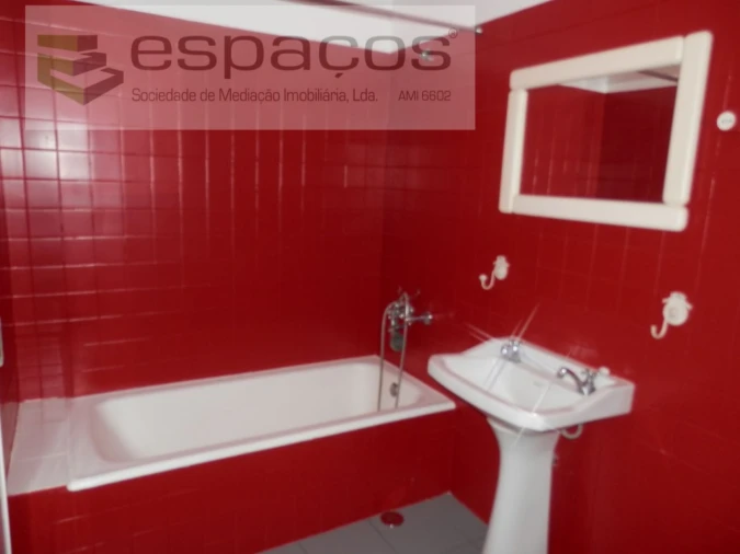 Apartamento T1 para Venda em Santa Iria de Azoia, São João da Talha e Bobadela Foto 7