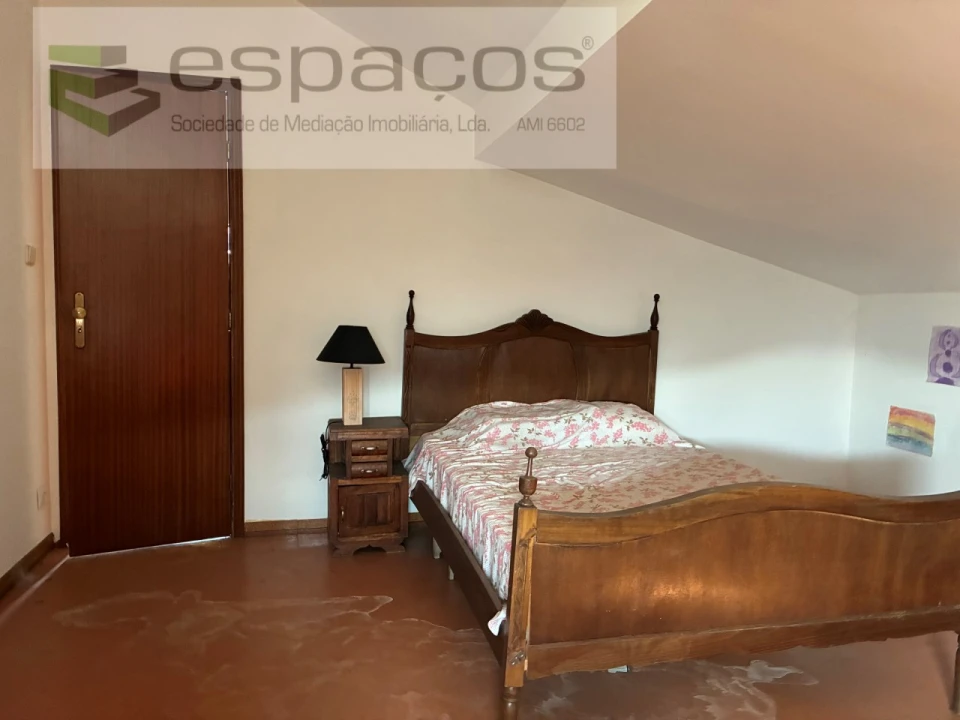 Moradia T5 para Venda em Lavacolhos Foto 9