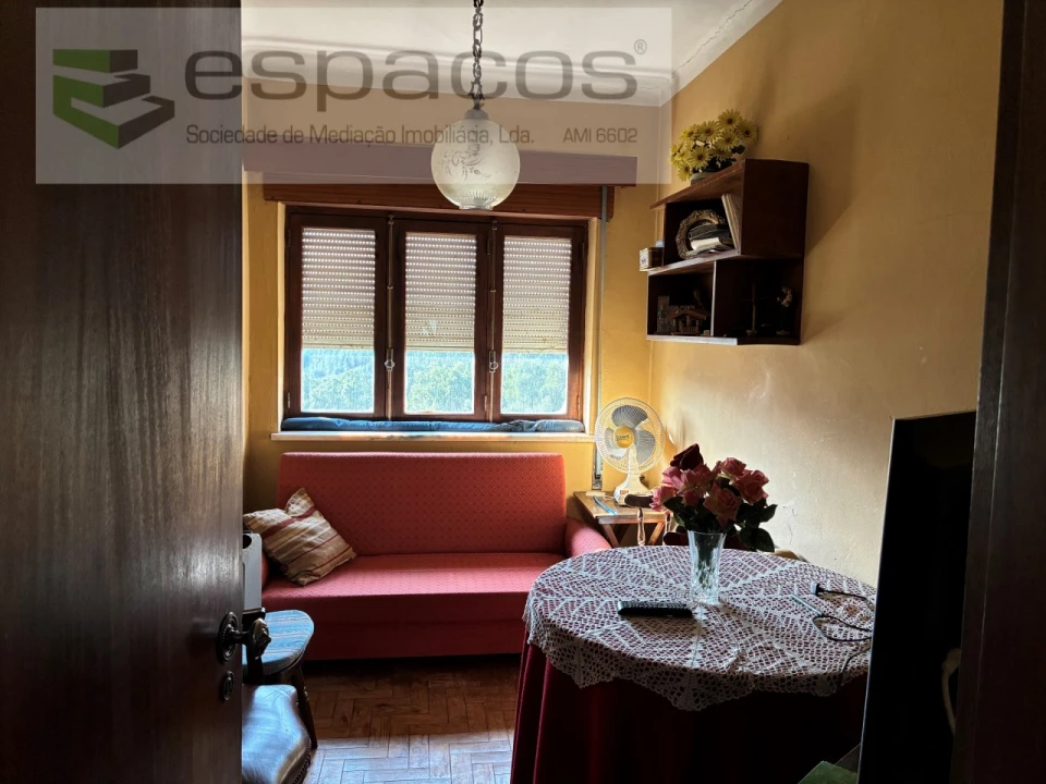 Moradia T5 para Venda em Lavacolhos Foto 19