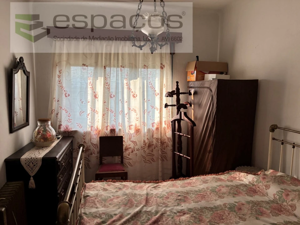 Moradia T5 para Venda em Lavacolhos Foto 23