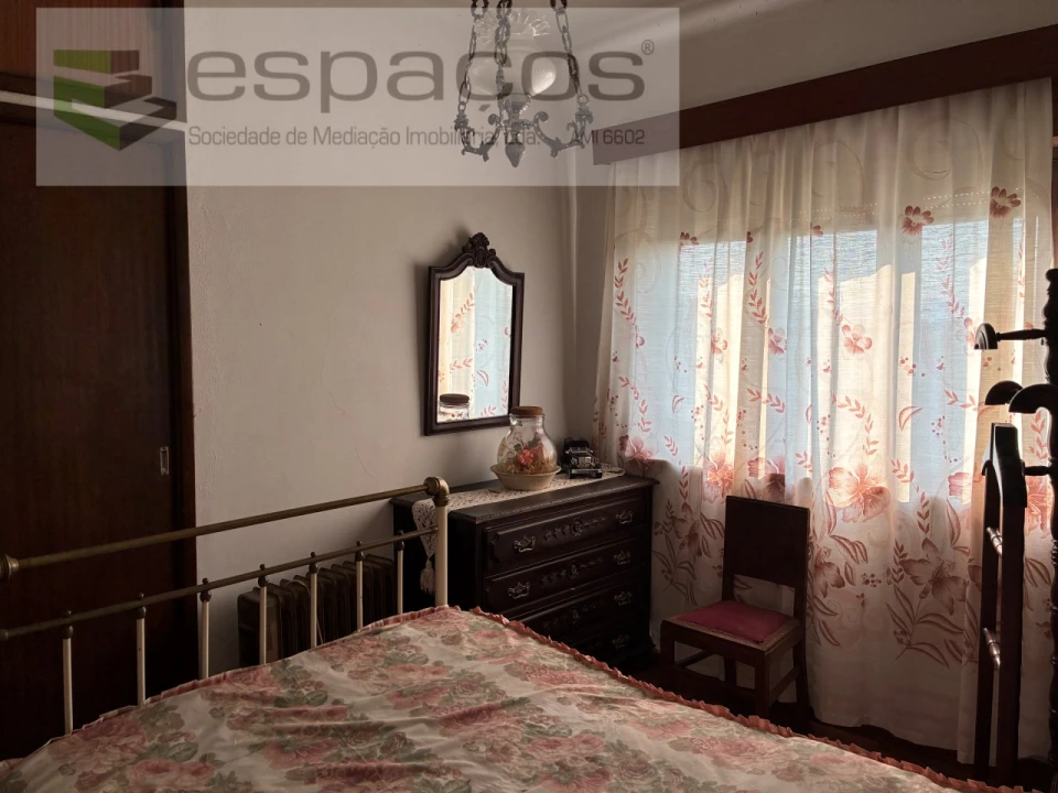 Moradia T5 para Venda em Lavacolhos Foto 25