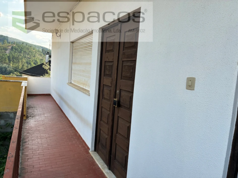 Moradia T5 para Venda em Lavacolhos Foto 34