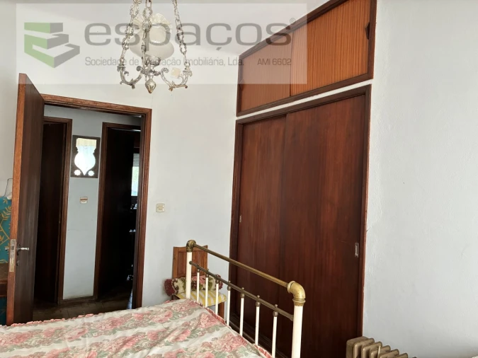 Moradia T5 para Venda em Lavacolhos Foto 24