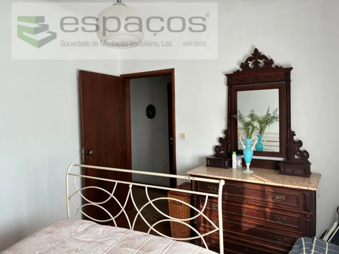 Moradia T5 para Venda em Lavacolhos Foto 32