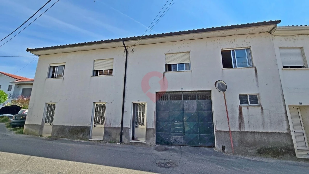 Moradia T5 para Venda em Monção e Troviscoso Foto 1