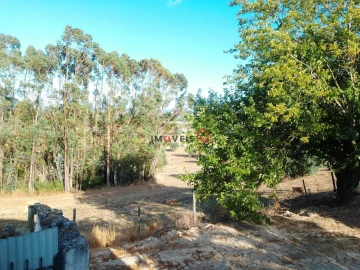 Moradia T3 para Venda em São Vicente do Paul e Vale de Figueira