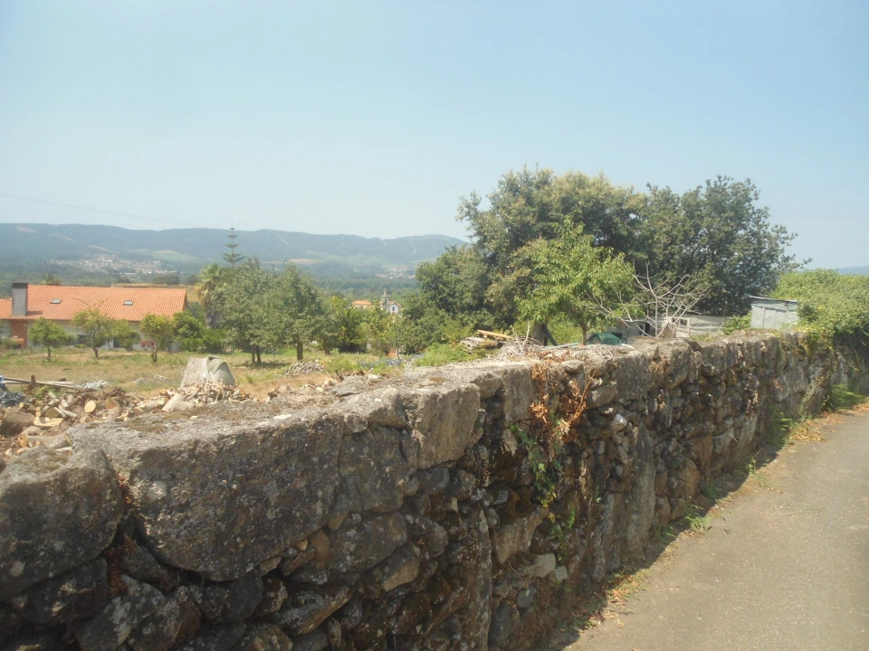 Terreno para Venda em Vila Nova de Cerveira e Lovelhe Foto 3
