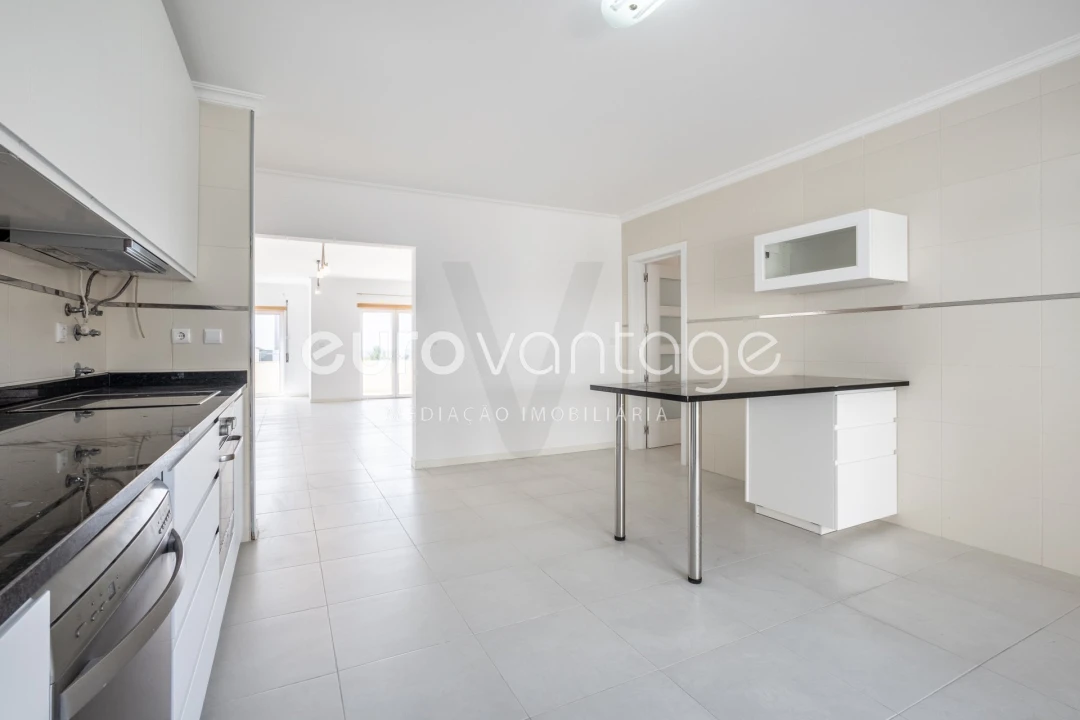 Apartamento T3 para Venda em Pataias e Martingança Foto 11