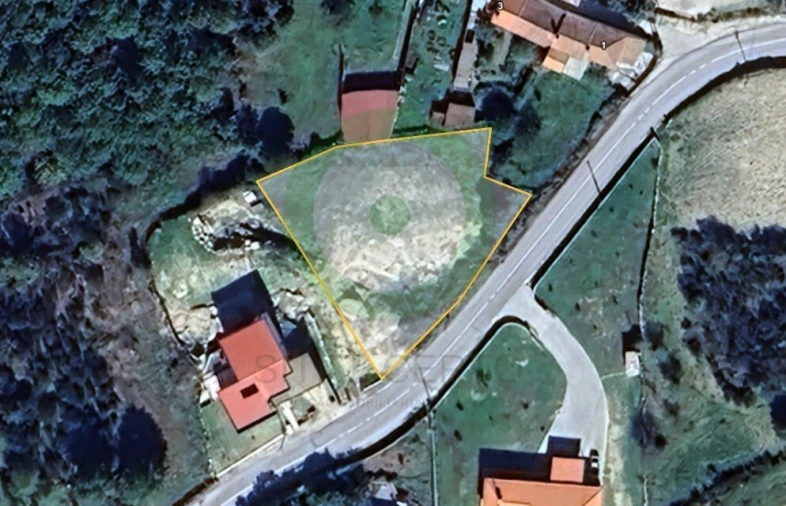 Terreno para Venda em Vilarandelo Foto 2