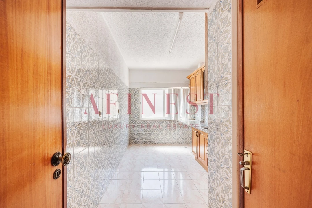 Apartamento T2 para Arrendamento em Algueirão-Mem Martins Foto 8