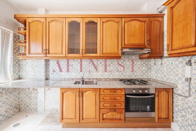 Apartamento T2 para Arrendamento em Algueirão-Mem Martins