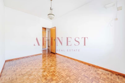 Apartamento T2 para Arrendamento em Algueirão-Mem Martins