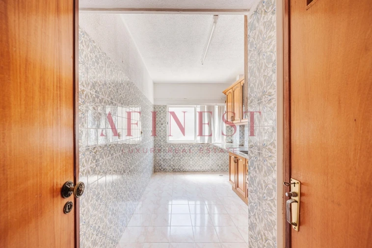 Apartamento T2 para Arrendamento em Algueirão-Mem Martins Foto 8