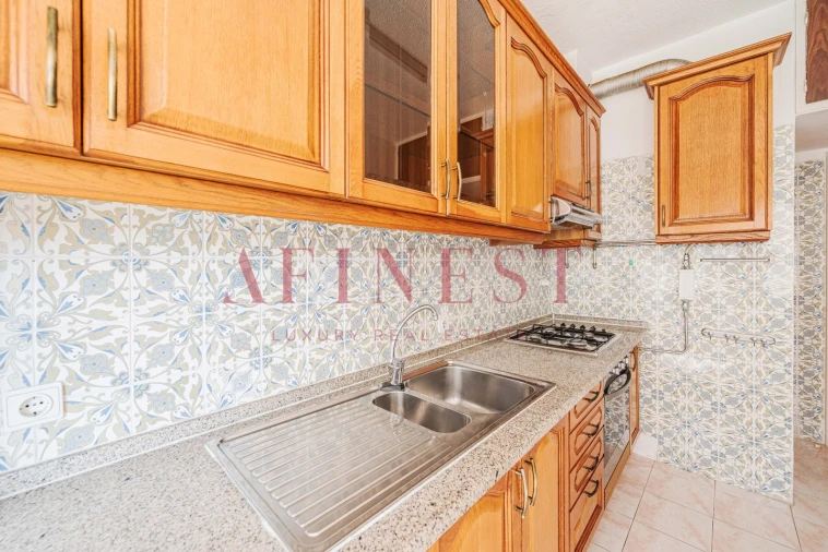 Apartamento T2 para Arrendamento em Algueirão-Mem Martins Foto 10