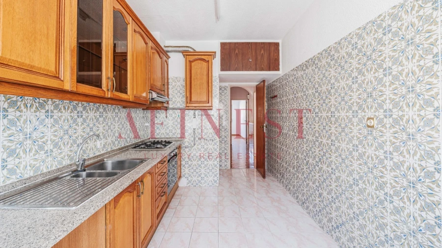 Apartamento T2 para Arrendamento em Algueirão-Mem Martins