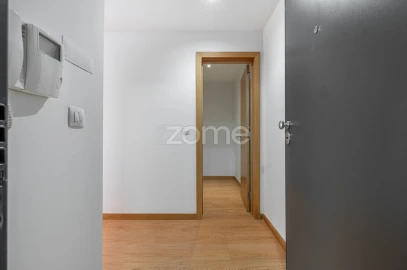 Apartamento T1 para Arrendamento em Paranhos