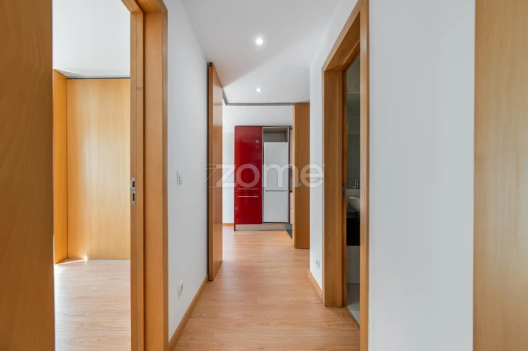 Apartamento T1 para Arrendamento em Paranhos Foto 7