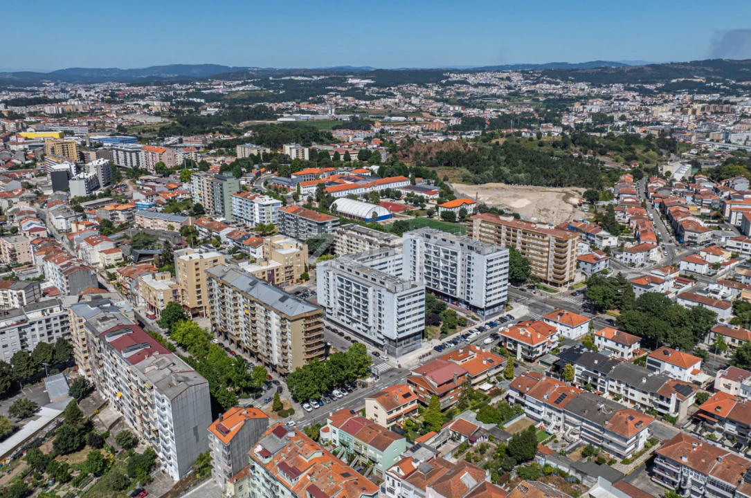 Apartamento T1 para Arrendamento em Paranhos Foto 21