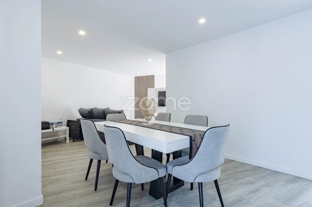 Moradia T2 para Venda em Fânzeres e São Pedro da Cova Foto 19