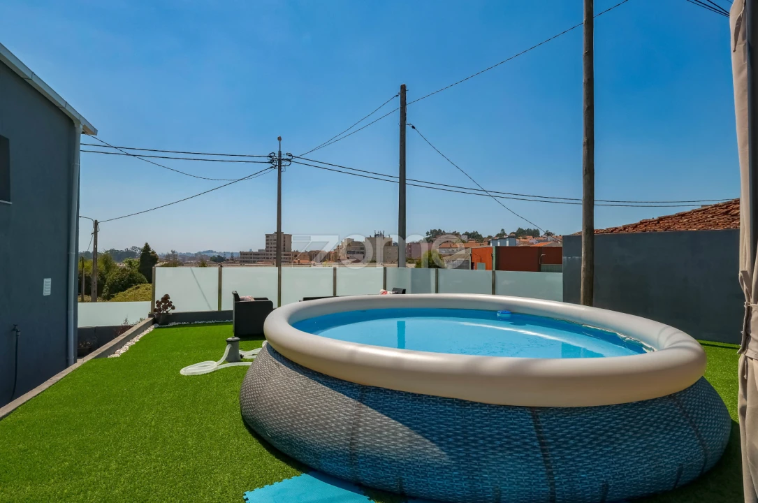 Moradia T2 para Venda em Fânzeres e São Pedro da Cova Foto 8