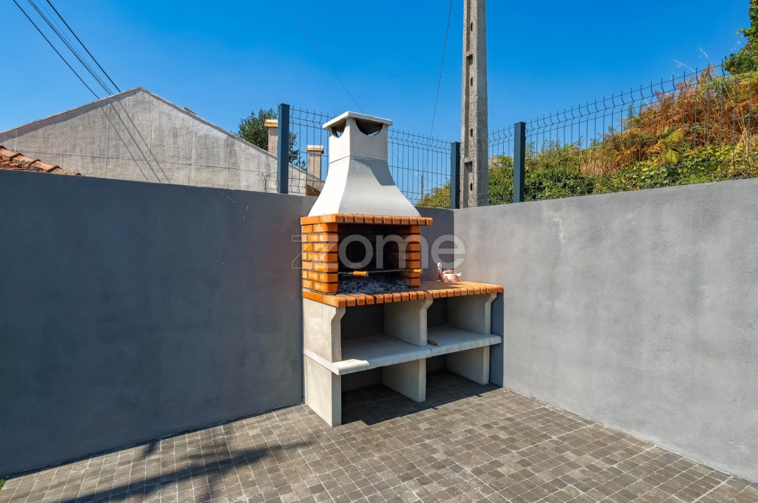 Moradia T2 para Venda em Fânzeres e São Pedro da Cova Foto 10