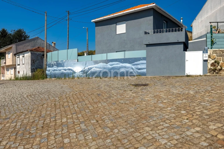 Moradia T2 para Venda em Fânzeres e São Pedro da Cova Foto 4