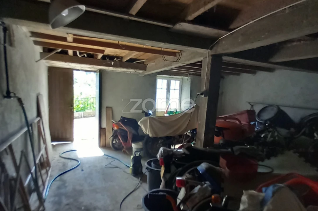 Moradia T4 para Venda em Cercosa Foto 10