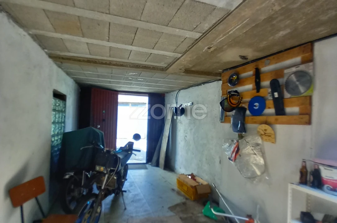 Moradia T4 para Venda em Cercosa Foto 7