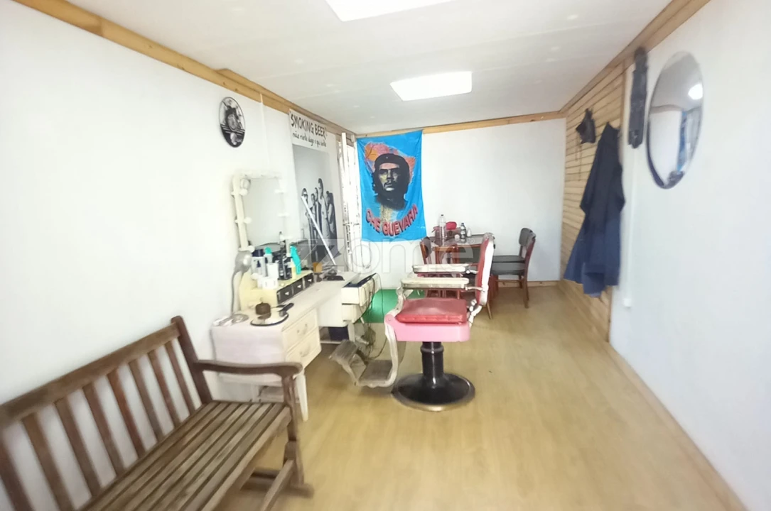 Moradia T4 para Venda em Cercosa Foto 3