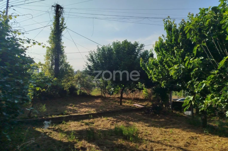 Moradia T2 para Venda em Tavares (Chãs, Várzea e Travanca) Foto 12