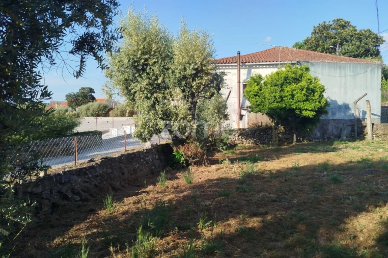 Moradia T2 para Venda em Tavares (Chãs, Várzea e Travanca) Foto 20