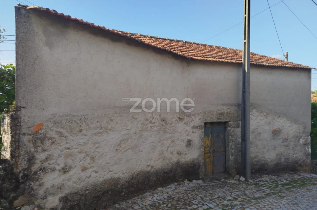 Moradia T2 para Venda em Tavares (Chãs, Várzea e Travanca) Foto 26