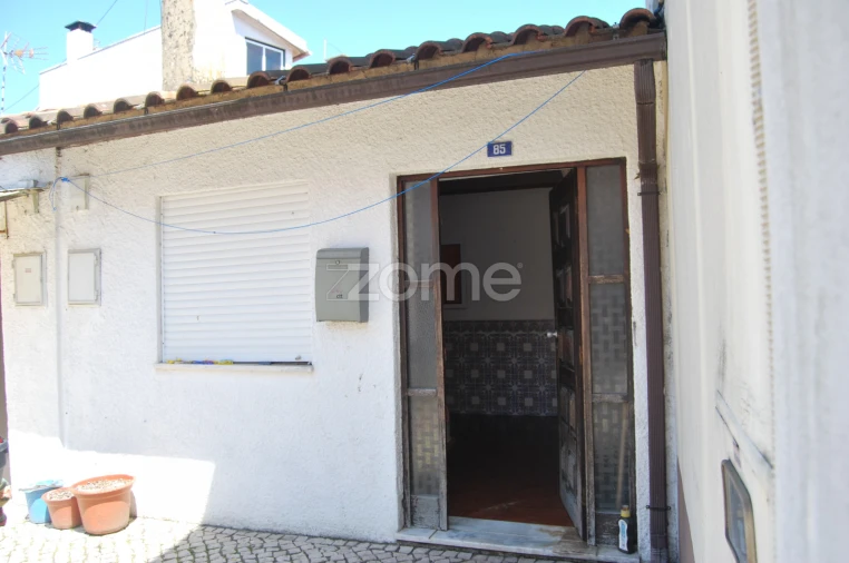 Moradia T1 para Venda em Arcos e Mogofores Foto 2