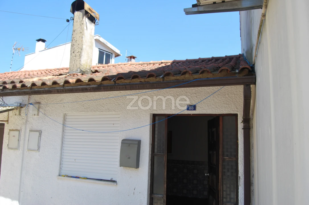 Moradia T1 para Venda em Arcos e Mogofores Foto 3