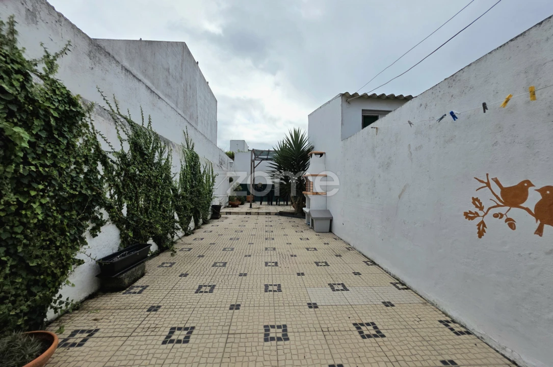 Moradia T3 para Venda em Ribeira Grande (Matriz) Foto 18