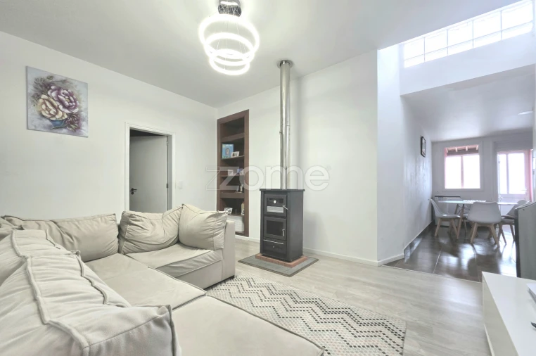 Moradia T3 para Venda em Ribeira Grande (Matriz) Foto 7